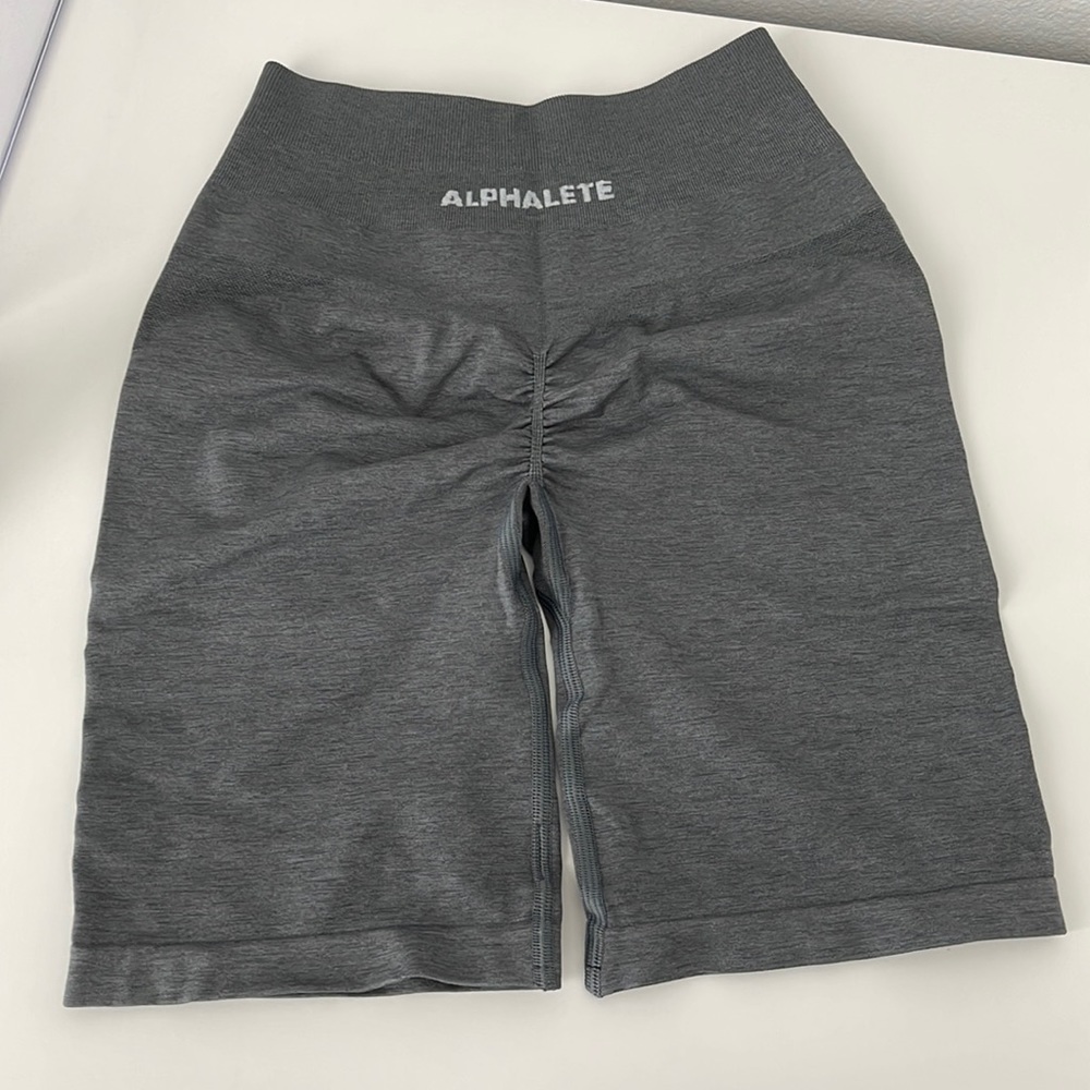 Alphalete amplify biker short size small